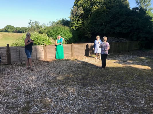 Get together at the Vine, two meters please !, June 2020: photo 11 of 14