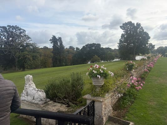 Drive Out Day – Bowood House & Gardens, October 2026: photo 2 of 31